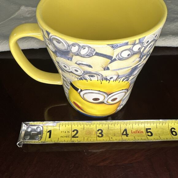 Despicable Me Coffee Cup Mug Universal Studios Minion Mayhem Yellow 3D Design - Picture 8 of 10